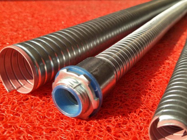 可挠金属管和金属软管的耐腐蚀性、承压能力与密封性能分析